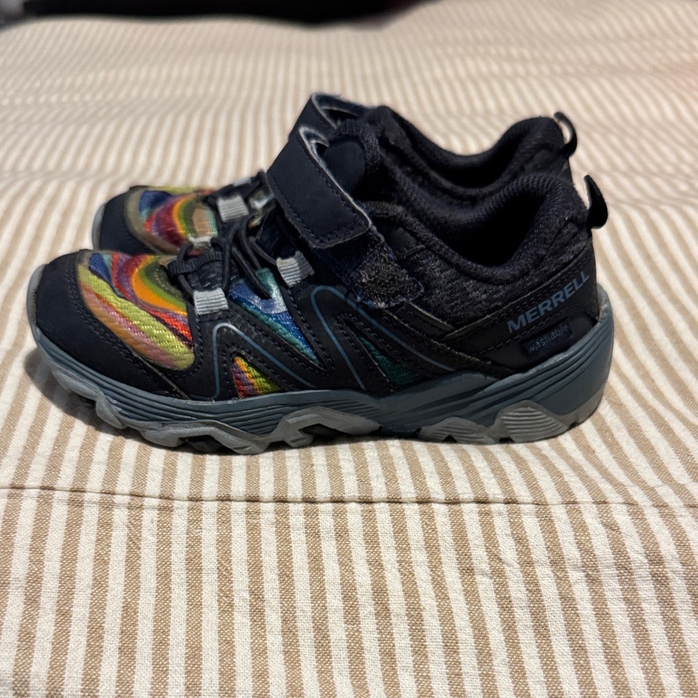 Merrell Kids' Black and Rainbow Sneakers